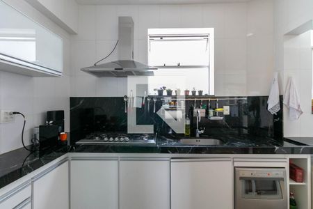 Apartamento à venda com 130m², 4 quartos e 2 vagasCozinha