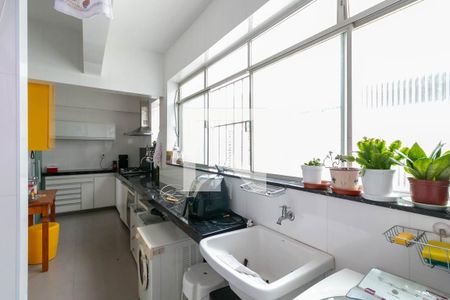 Apartamento à venda com 130m², 4 quartos e 2 vagasÁrea de Serviço