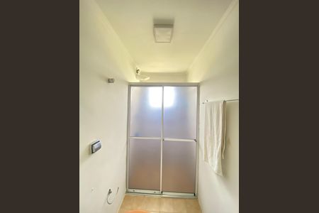 Apartamento à venda com 50m², 2 quartos e 1 vaga Apartamento à venda com 50m², 2 quartos e 1 vagaBanheiro