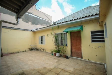 Casa à venda com 320m², 4 quartos e 1 vaga Casa à venda com 320m², 4 quartos e 1 vagaÁrea Externa