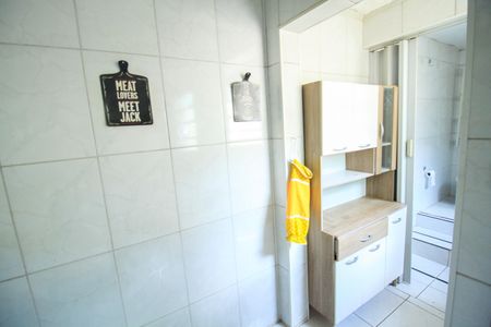 Casa à venda com 320m², 4 quartos e 1 vaga Casa à venda com 320m², 4 quartos e 1 vagaCozinha