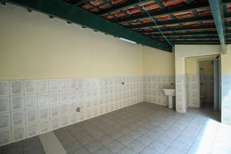 Casa à venda com 320m², 4 quartos e 1 vaga Casa à venda com 320m², 4 quartos e 1 vagaÁrea de Serviço