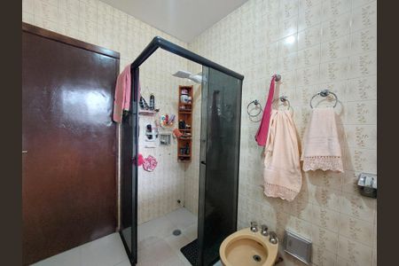 Casa à venda com 148m², 3 quartos e 4 vagas Casa à venda com 148m², 3 quartos e 4 vagasBanheiro 1