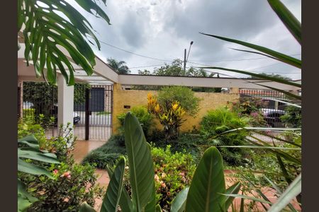 Casa à venda com 148m², 3 quartos e 4 vagas Casa à venda com 148m², 3 quartos e 4 vagasVista da Sala