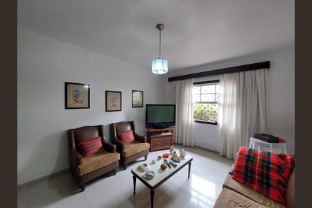 Casa à venda com 148m², 3 quartos e 4 vagas Casa à venda com 148m², 3 quartos e 4 vagasQuarto 1