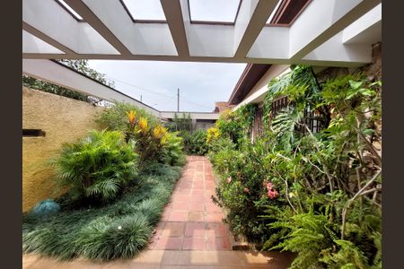 Casa à venda com 148m², 3 quartos e 4 vagas Casa à venda com 148m², 3 quartos e 4 vagasJardim