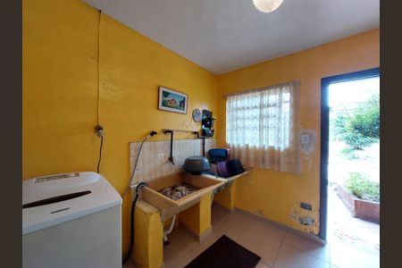 Casa à venda com 148m², 3 quartos e 4 vagas Casa à venda com 148m², 3 quartos e 4 vagasÁrea de Serviço