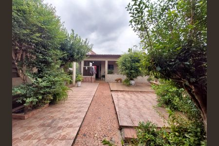 Casa à venda com 148m², 3 quartos e 4 vagas Casa à venda com 148m², 3 quartos e 4 vagasQuintal