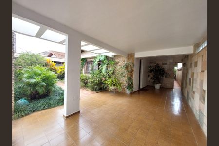 Casa à venda com 148m², 3 quartos e 4 vagas Casa à venda com 148m², 3 quartos e 4 vagasÁrea de Lazer