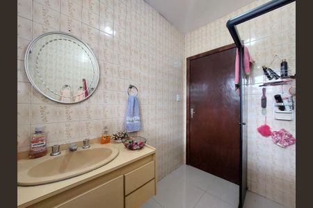 Casa à venda com 148m², 3 quartos e 4 vagas Casa à venda com 148m², 3 quartos e 4 vagasBanheiro 1