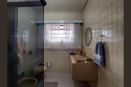 Casa à venda com 148m², 3 quartos e 4 vagas Casa à venda com 148m², 3 quartos e 4 vagasBanheiro 1