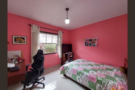 Casa à venda com 148m², 3 quartos e 4 vagas Casa à venda com 148m², 3 quartos e 4 vagasQuarto 3