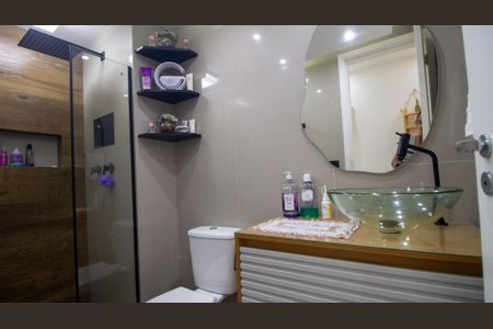 Apartamento para alugar com 68m², 2 quartos e 1 vagaBanheiro Social