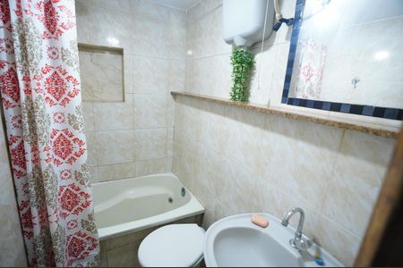 Casa para alugar com 70m², 2 quartos e 1 vagaBanheiro Social