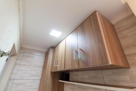 Casa de condomínio à venda com 75m², 2 quartos e 1 vagaÁrea de Serviço