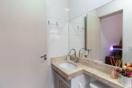 Casa de condomínio à venda com 75m², 2 quartos e 1 vagaBanheiro da Suíte 2