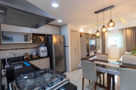 Casa de condomínio à venda com 75m², 2 quartos e 1 vagaCozinha