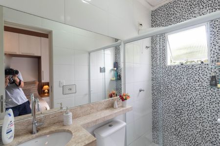 Casa de condomínio à venda com 75m², 2 quartos e 1 vagaBanheiro da Suíte 1