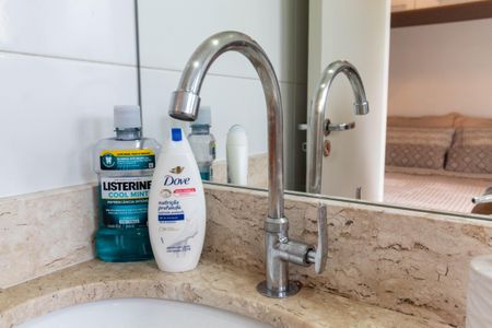 Casa de condomínio à venda com 75m², 2 quartos e 1 vagaBanheiro - torneira