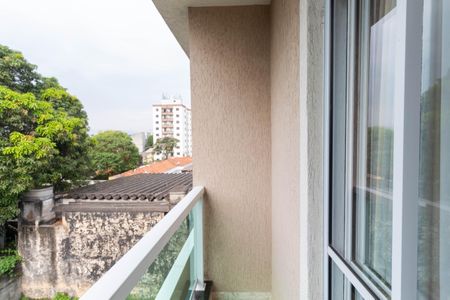 Casa de condomínio à venda com 75m², 2 quartos e 1 vagaVaranda