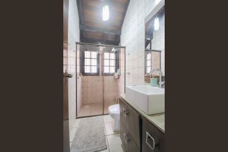 Casa à venda com 135m², 3 quartos e 1 vagaBanheiro 2