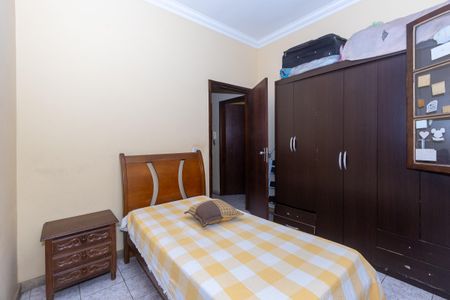 Casa à venda com 367m², 4 quartos e 4 vagas Casa à venda com 367m², 4 quartos e 4 vagasQuarto 1