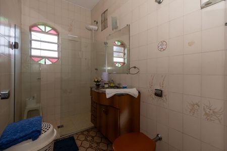 Casa à venda com 367m², 4 quartos e 4 vagas Casa à venda com 367m², 4 quartos e 4 vagasBanheiro Social