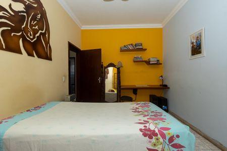 Casa à venda com 367m², 4 quartos e 4 vagas Casa à venda com 367m², 4 quartos e 4 vagasSuíte 2