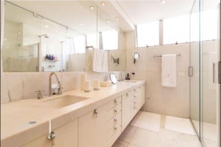 Apartamento à venda com 346m², 3 quartos e 2 vagas Apartamento à venda com 346m², 3 quartos e 2 vagasFoto 21