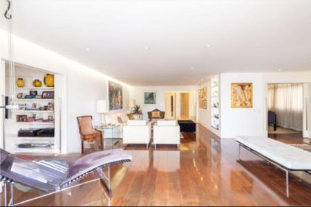 Apartamento à venda com 346m², 3 quartos e 2 vagas Apartamento à venda com 346m², 3 quartos e 2 vagasFoto 52