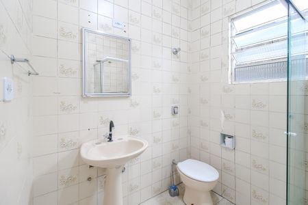 Casa para alugar com 100m², 3 quartos e 1 vaga Casa para alugar com 100m², 3 quartos e 1 vagaBanheiro