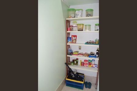 Apartamento à venda com 202m², 3 quartos e 1 vaga Apartamento à venda com 202m², 3 quartos e 1 vagaDespensa