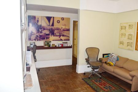 Apartamento à venda com 202m², 3 quartos e 1 vaga Apartamento à venda com 202m², 3 quartos e 1 vagaSuíte 1