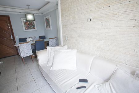 Apartamento à venda com 50m², 2 quartos e 2 vagasSala