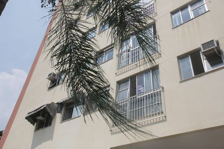 Apartamento à venda com 50m², 2 quartos e 2 vagasPlaquinha