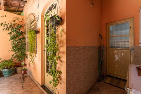 Casa à venda com 130m², 3 quartos e 1 vagaÁrea de Serviço