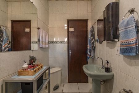 Casa à venda com 130m², 3 quartos e 1 vagaBanheiro Social
