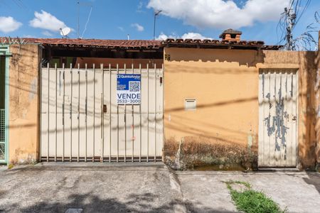 Casa à venda com 130m², 3 quartos e 1 vagaPlaca Instalada