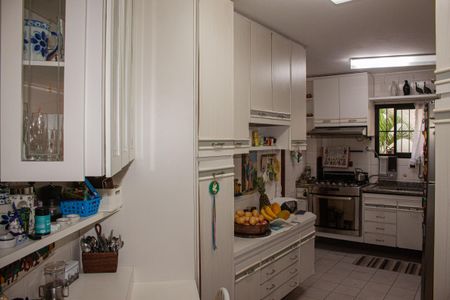 Apartamento à venda com 148m², 3 quartos e 2 vagasCozinha