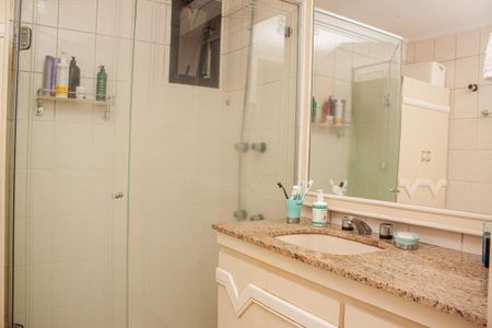 Apartamento à venda com 148m², 3 quartos e 2 vagasBanheiro Social