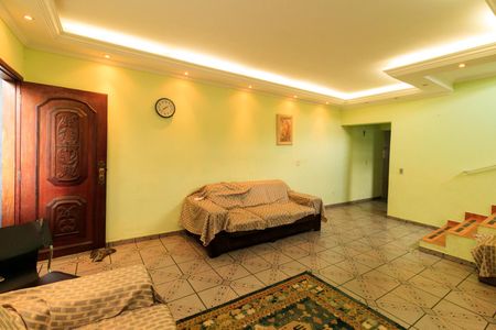 Casa à venda com 476m², 4 quartos e 3 vagasSala