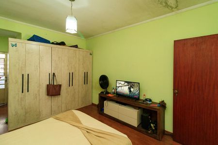 Casa à venda com 476m², 4 quartos e 3 vagasSuíte 2