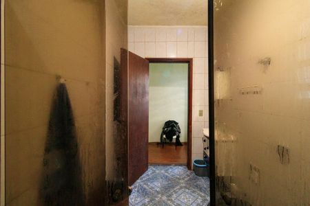 Casa à venda com 476m², 4 quartos e 3 vagasBanheiro da Suíte 2