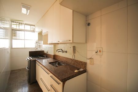Apartamento à venda com 80m², 2 quartos e 1 vaga Apartamento à venda com 80m², 2 quartos e 1 vagaCozinha