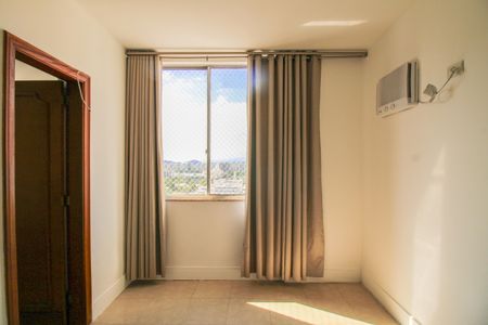 Apartamento à venda com 80m², 2 quartos e 1 vaga Apartamento à venda com 80m², 2 quartos e 1 vagaSuíte