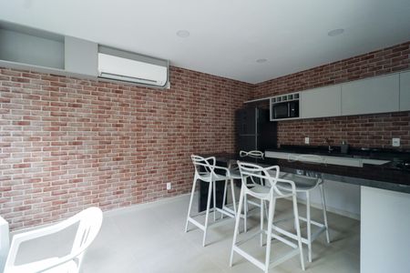 Studio para alugar com 26m², 1 quarto e sem vaga Studio para alugar com 26m², 1 quarto e sem vagaÁrea comum - Salão de festas