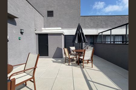 Studio para alugar com 26m², 1 quarto e sem vaga Studio para alugar com 26m², 1 quarto e sem vagaÁrea comum - Piscina