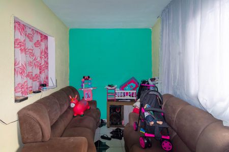 Casa à venda com 50m², 1 quarto e 1 vagaSala