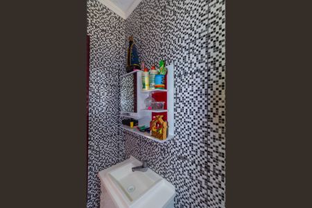 Casa à venda com 50m², 1 quarto e 1 vagaBanheiro Suíte