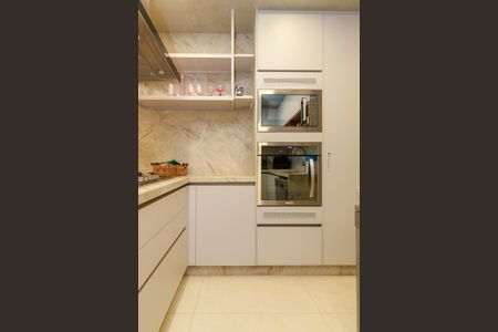 Apartamento à venda com 167m², 3 quartos e 3 vagasCozinha